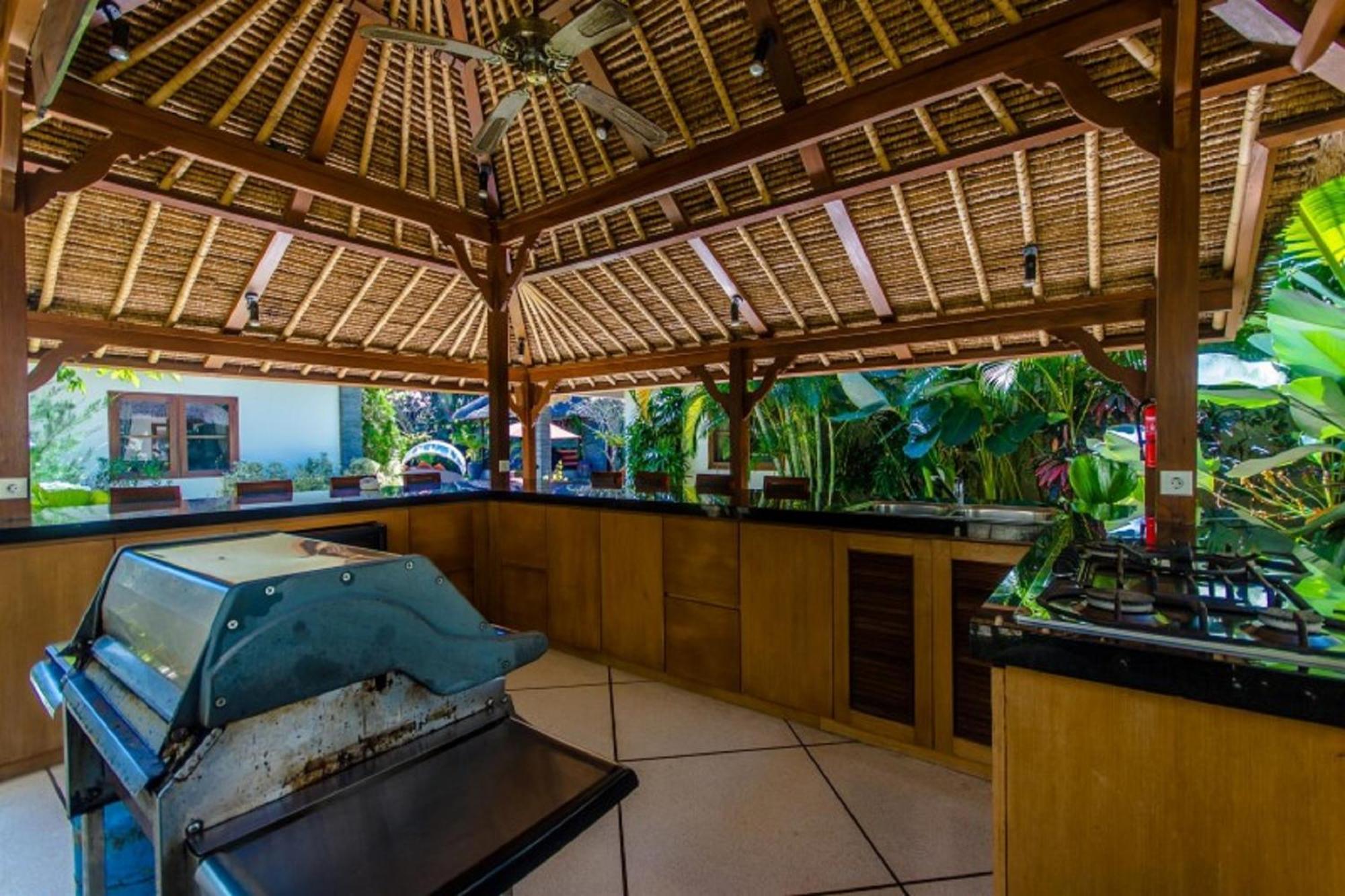 Luxury Villa Antan Central Seminyak Ngoại thất bức ảnh